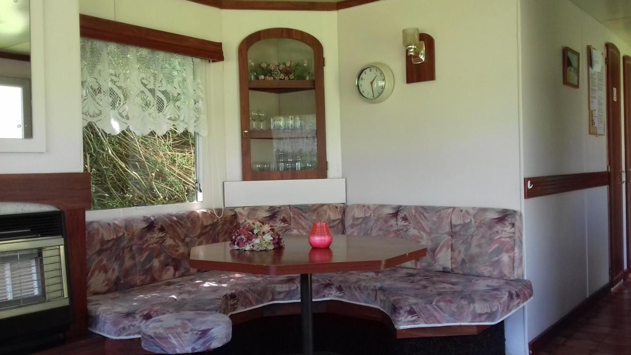 Minicamping Dorpszicht Chalet Gapinge